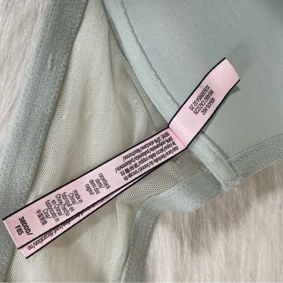Victoria's Secret Racerback Front Closure Lace Demi Bra 38DDD Light Green